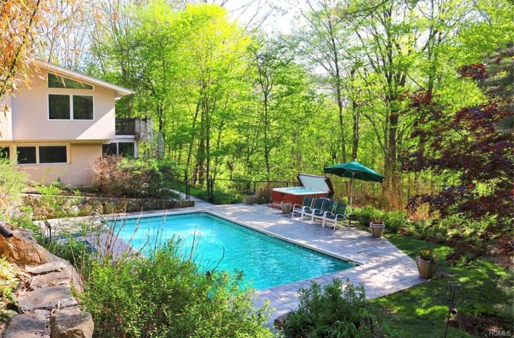 9 Highview Road - Photo 1