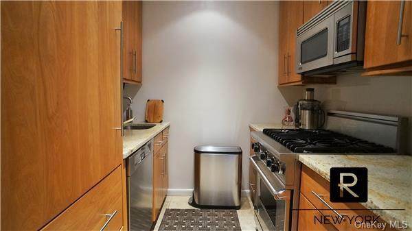 415 E 37th Street - Photo 1