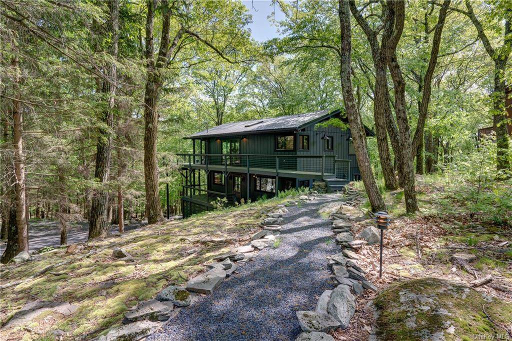 115 Cliff Drive - Photo 1