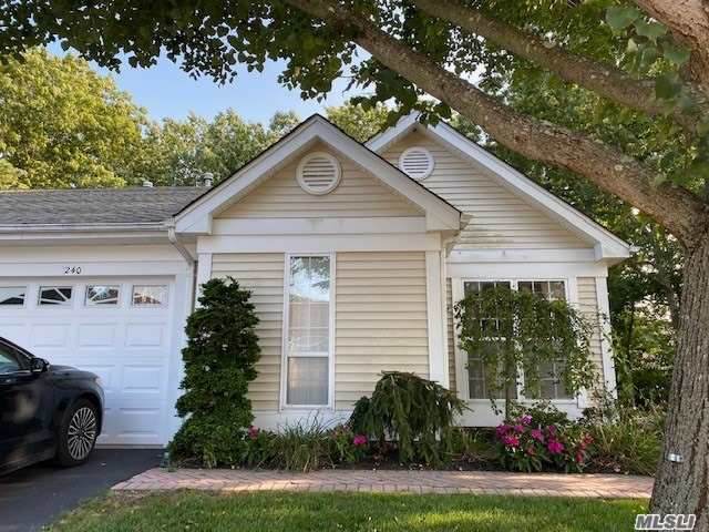 240 Glen Drive - Photo 1