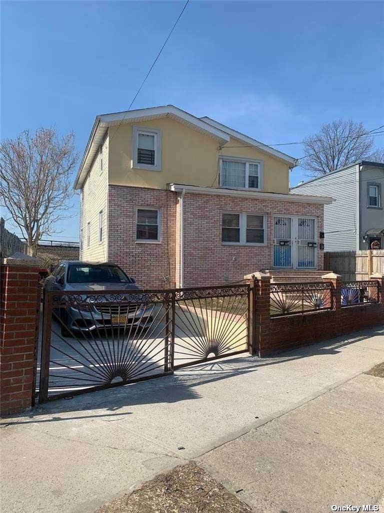 112-62 Dillon Street - Photo 1