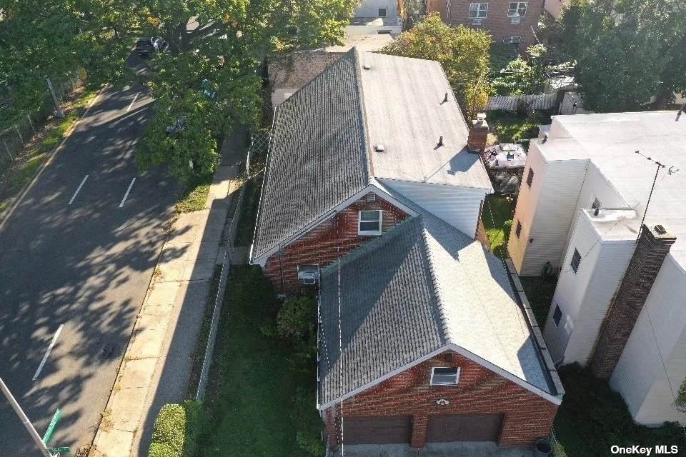 16606 Horace Harding Expressway - Photo 1