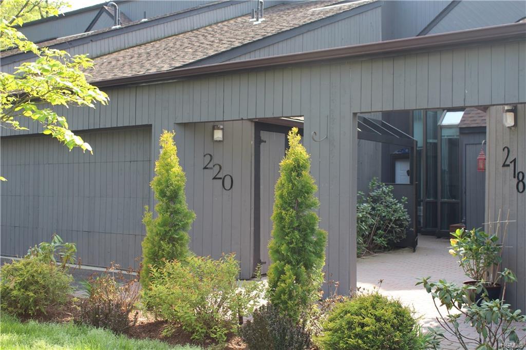 220 Dogwood Lane - Photo 1