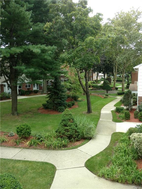 150 Parkside Drive - Photo 1