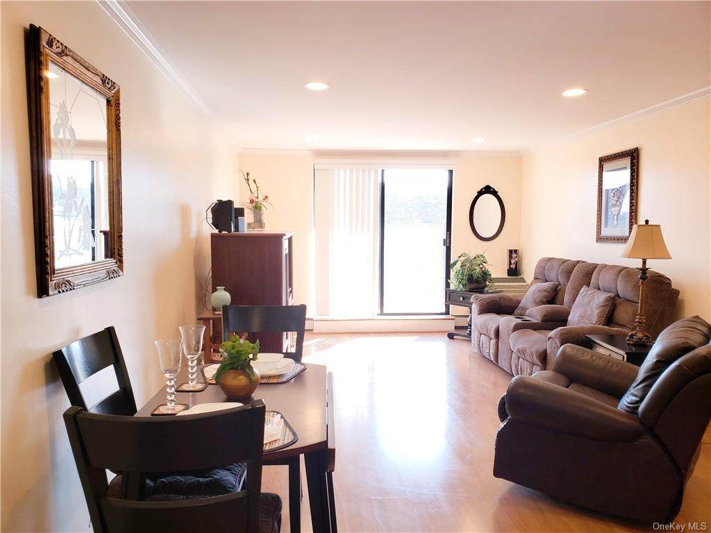 687 Bronx River Road - Photo 1