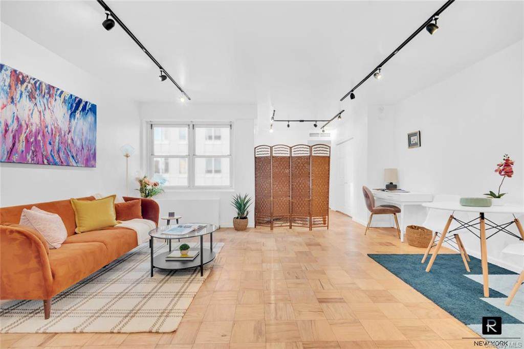 159 W 53rd Street - Photo 1