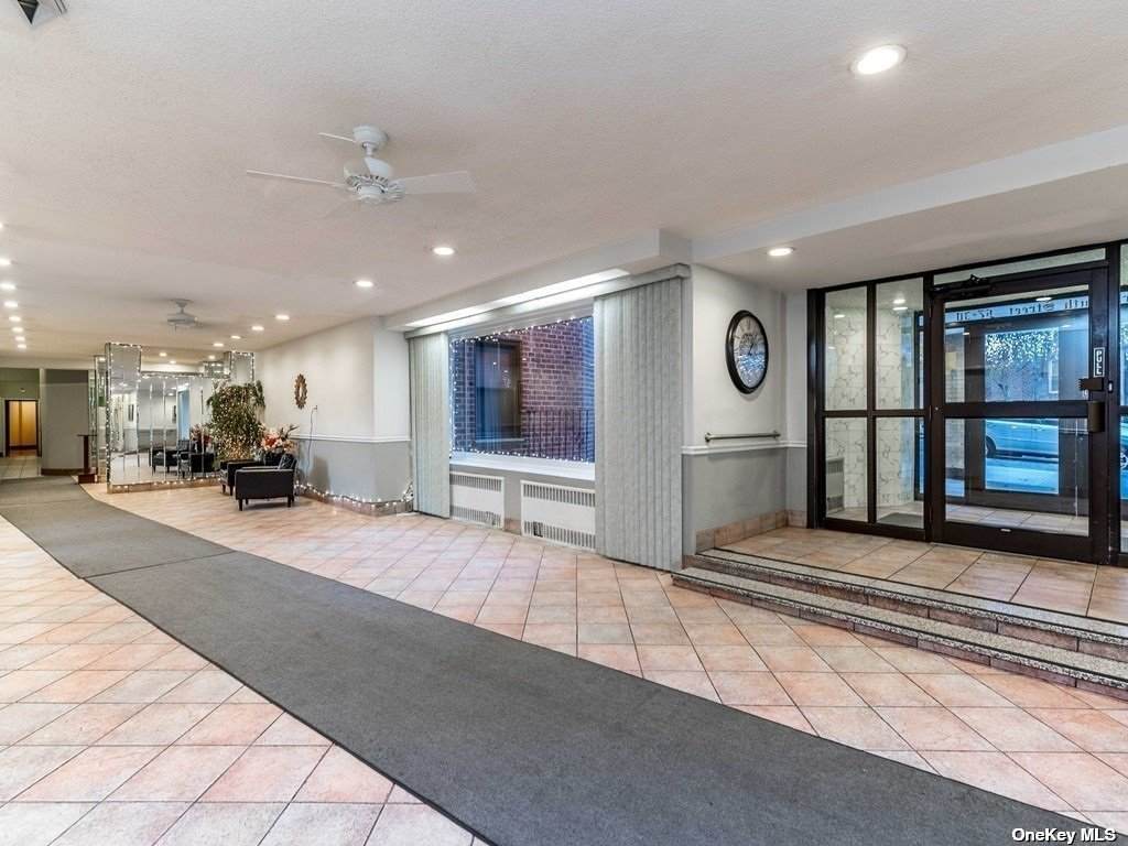 67-30 Dartmouth Street - Photo 1