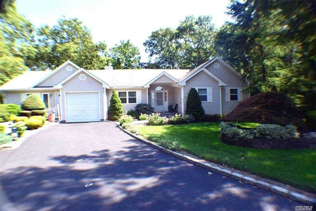 6 Elizabeth Court - Photo 1