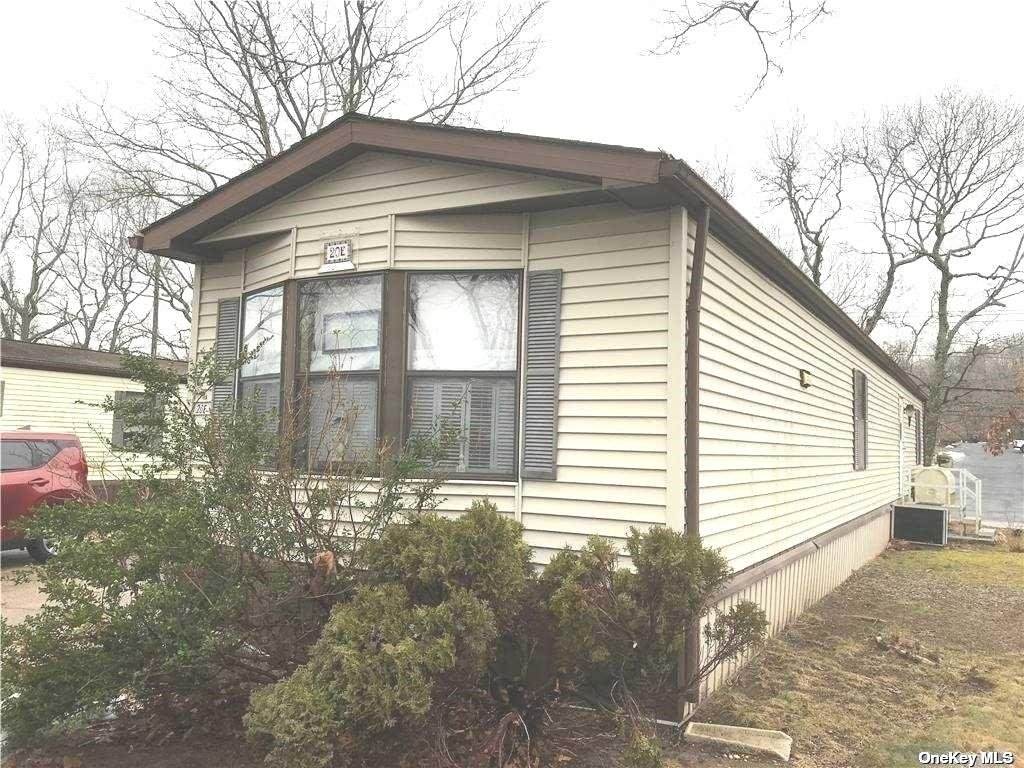 1800 -20E Osborne Avenue - Photo 1