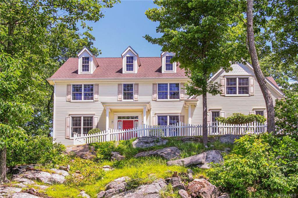 60 Sprucetop Drive - Photo 1
