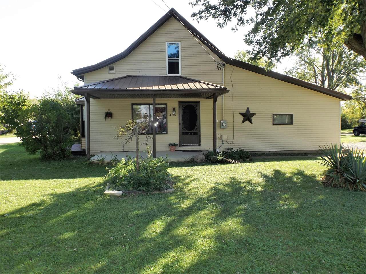 405 Union Street - Photo 1