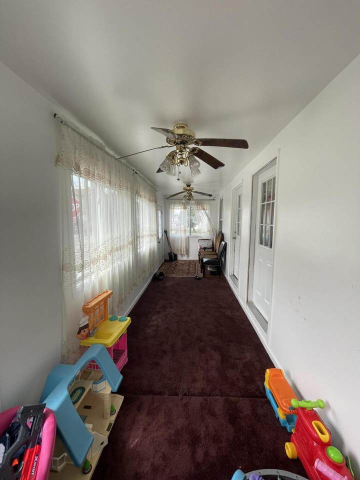 100 Samuel Street - Photo 1
