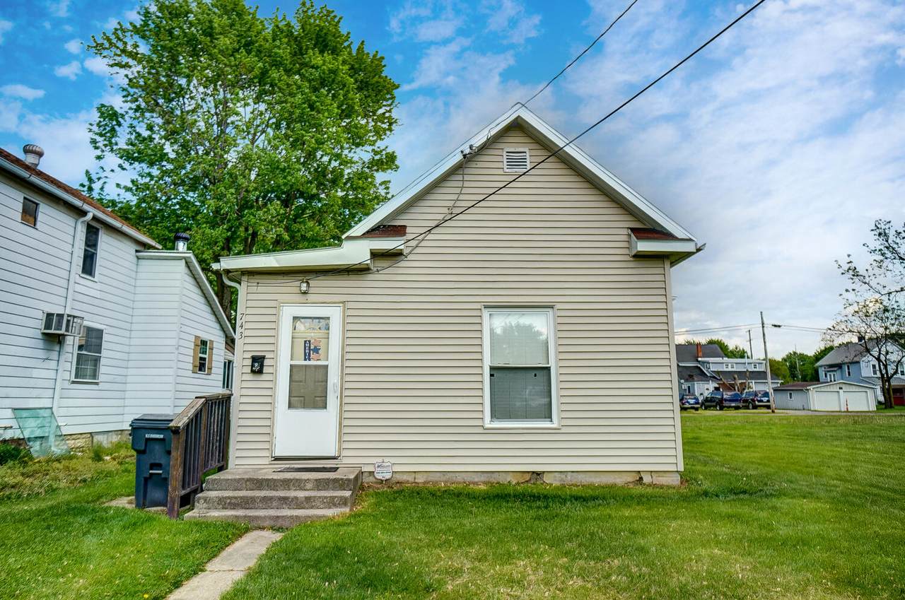743 Holly Street - Photo 1