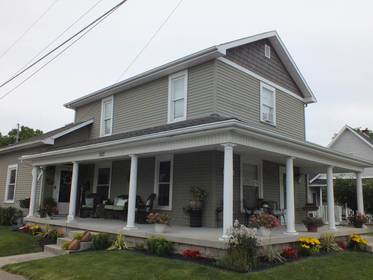 302 Main Street - Photo 1