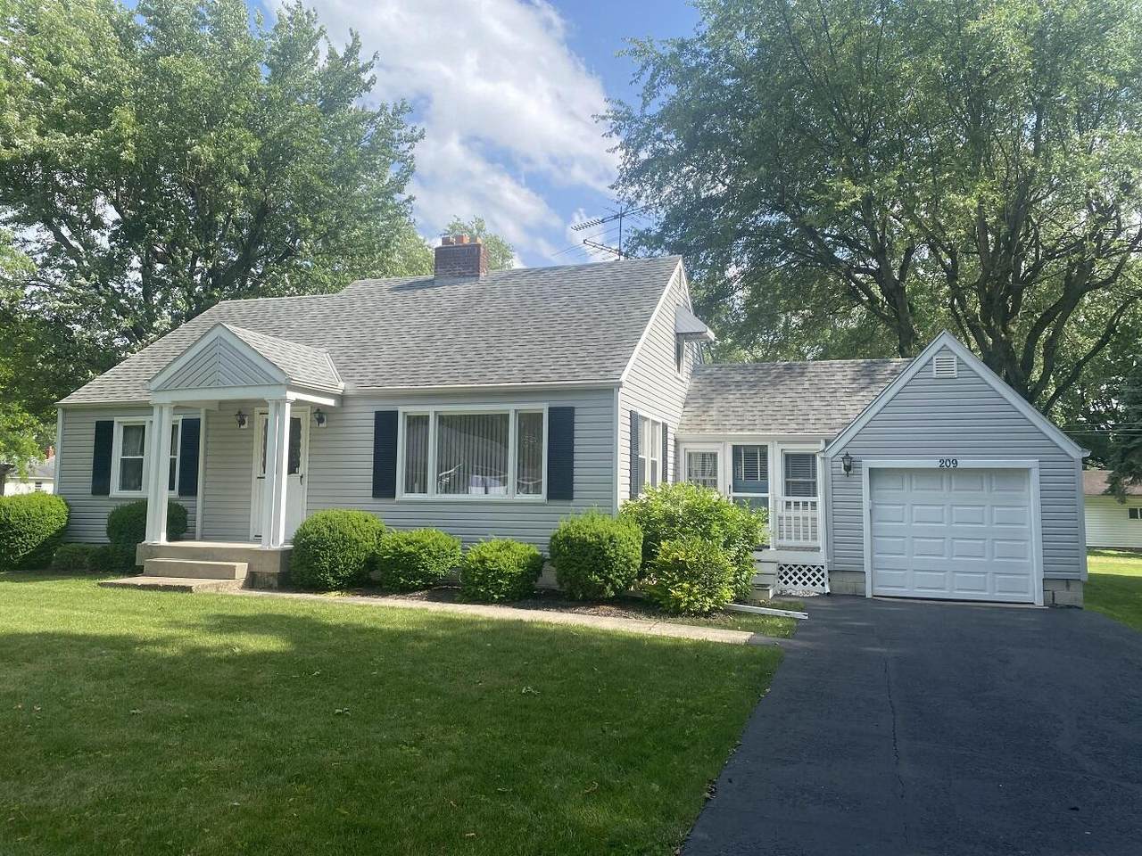 209 Pickrelltown Road - Photo 1