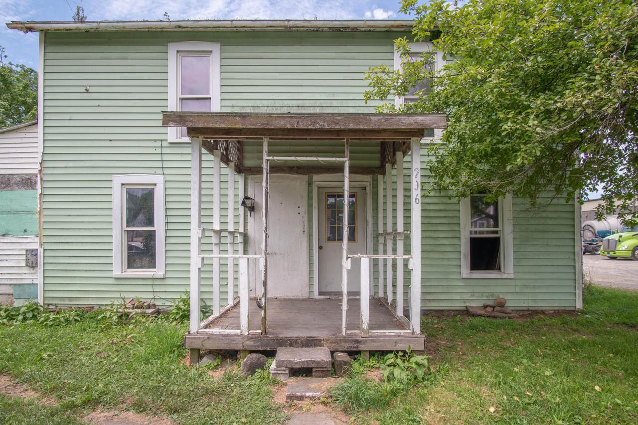 206 Boggs Street - Photo 1