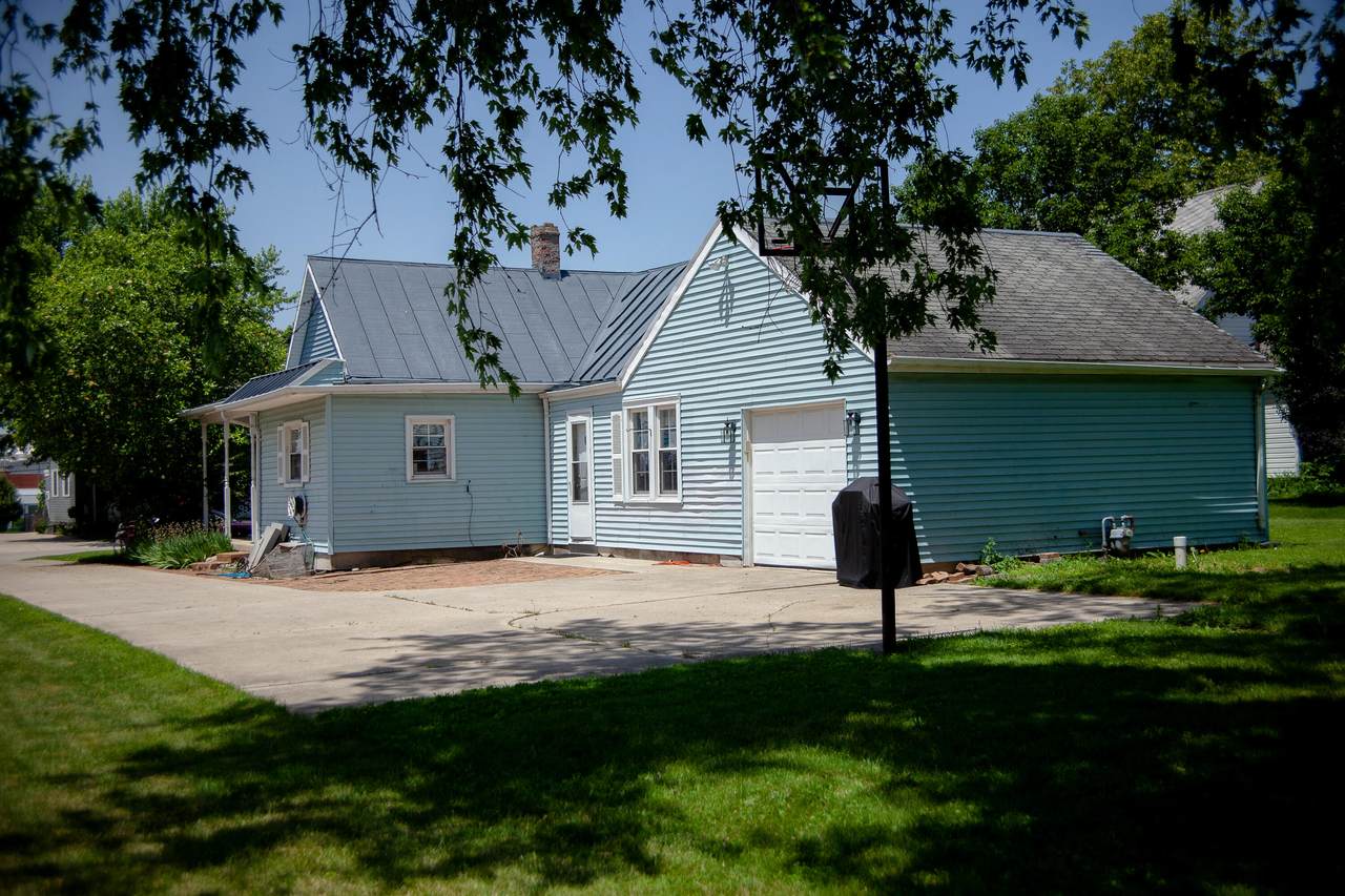 132 Frankfort Street - Photo 1