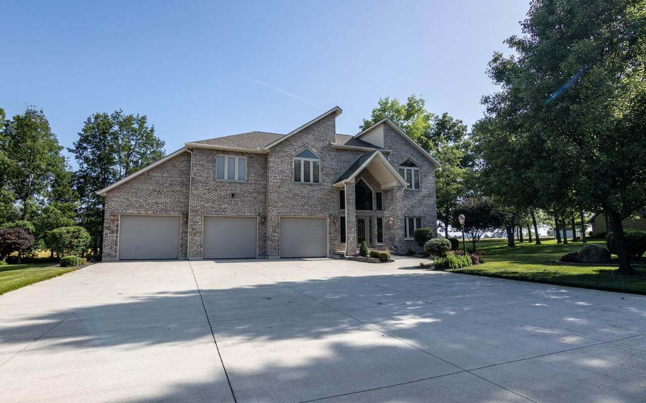 216 Candlewood Place - Photo 1