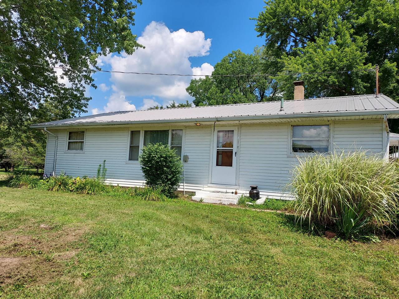 3047 Vietor Road - Photo 1