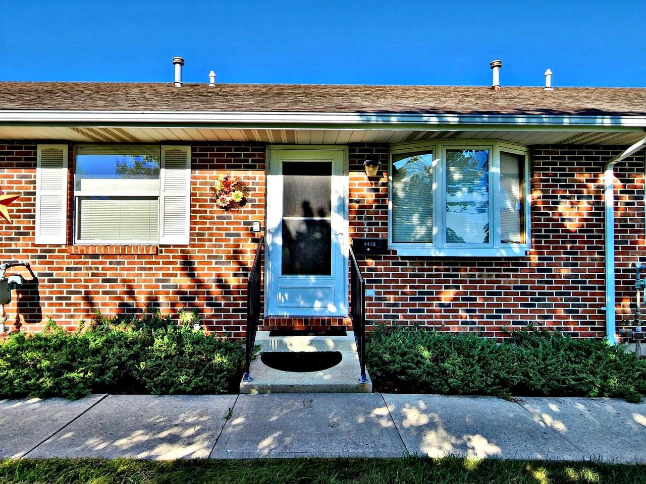 4432 Ridgewood Rd East Road - Photo 1