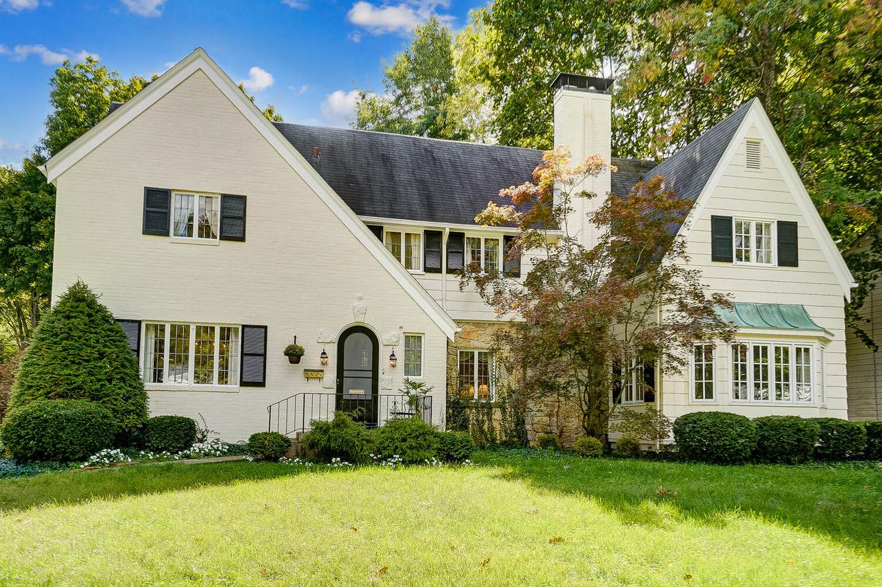 141 Hawthorne Road - Photo 1