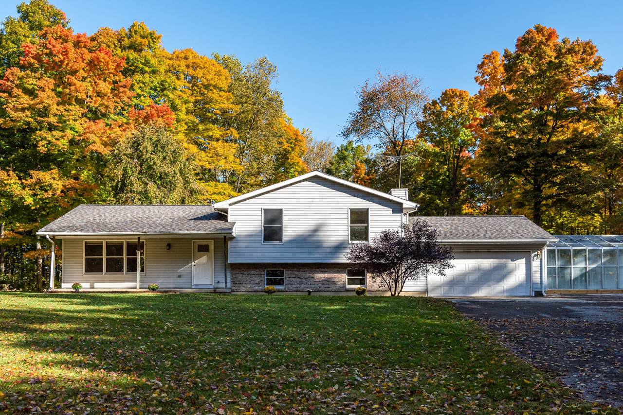 6859 Snyder Road - Photo 1