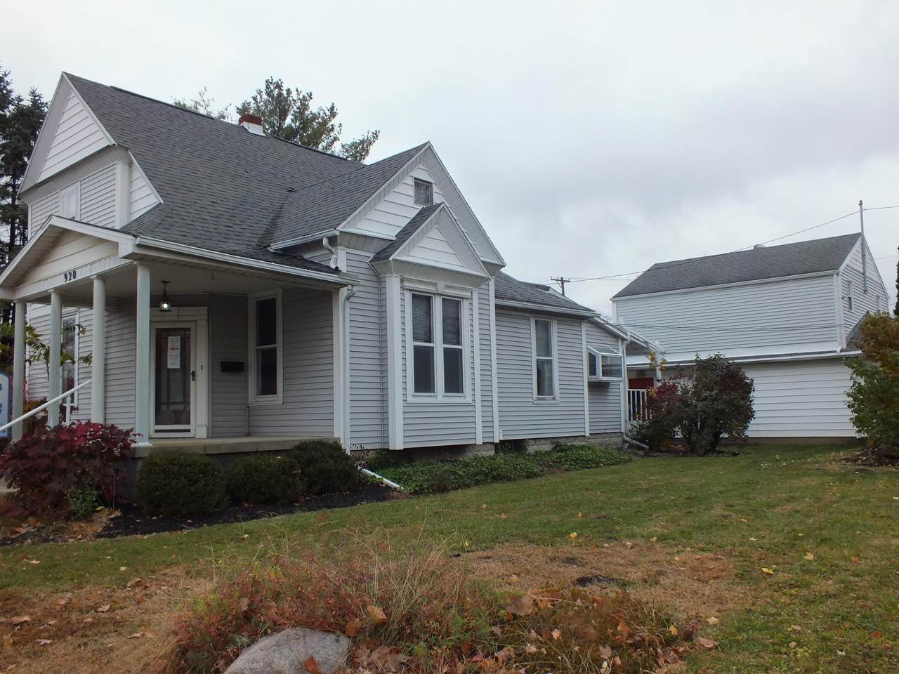 920 Main Street - Photo 1