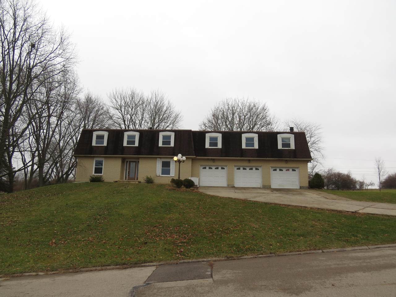 156 Boone Drive - Photo 1