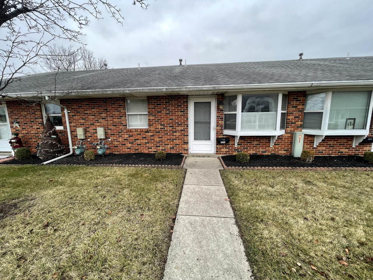 4544 Ridgewood Road - Photo 1
