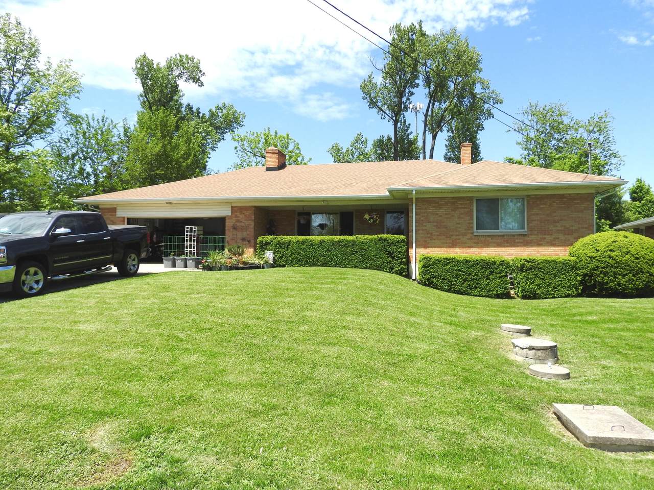 3291 Benchwood Road - Photo 1