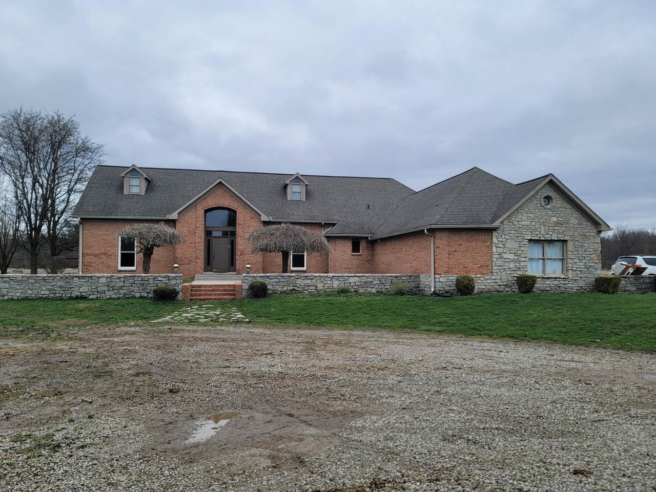 4250 Spencerville Road - Photo 1