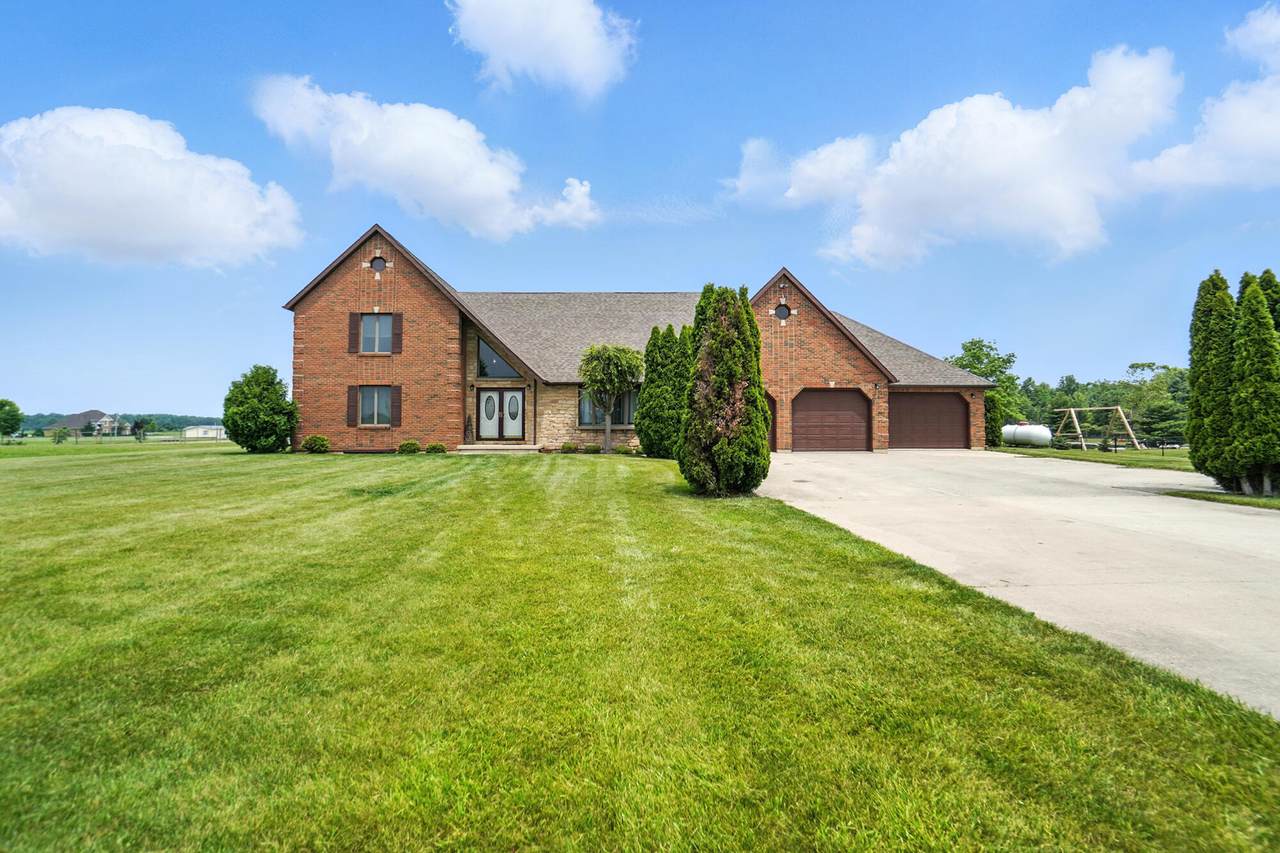 8041 Oldtown Road - Photo 1