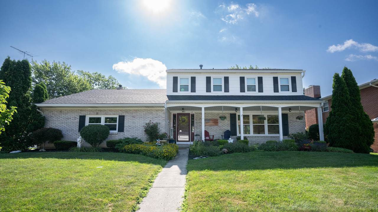 2540 Rebecca Drive - Photo 1