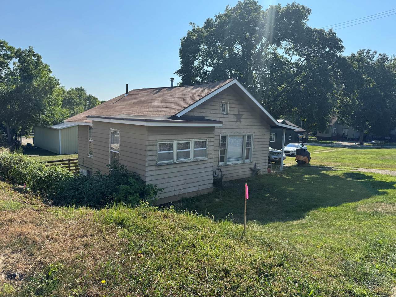 916 Main Street - Photo 1