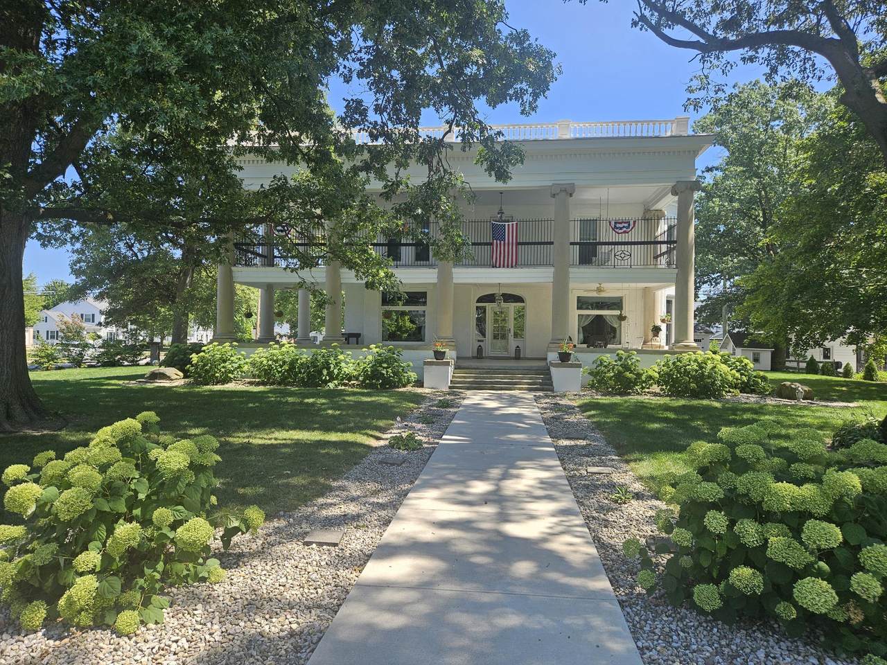 680 Main Street - Photo 1