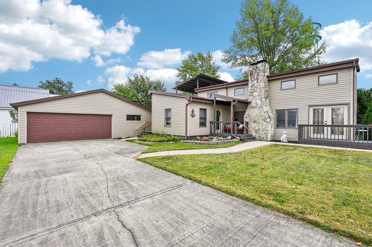 208 Clermont Avenue - Photo 1