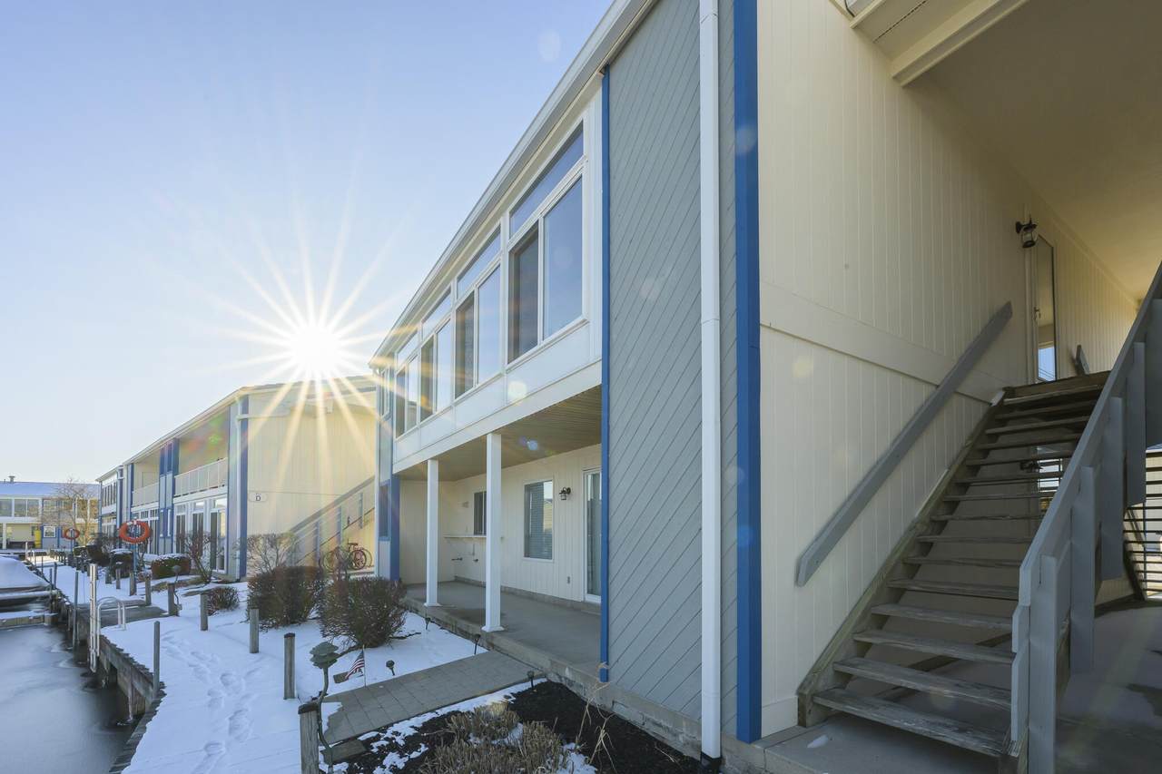 241 Chase Avenue - Photo 1