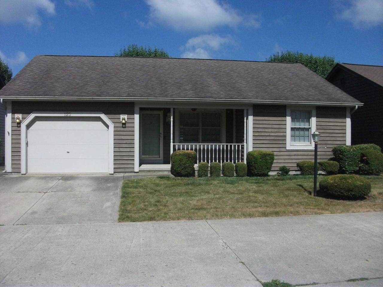 125 Saint Claire Street - Photo 1