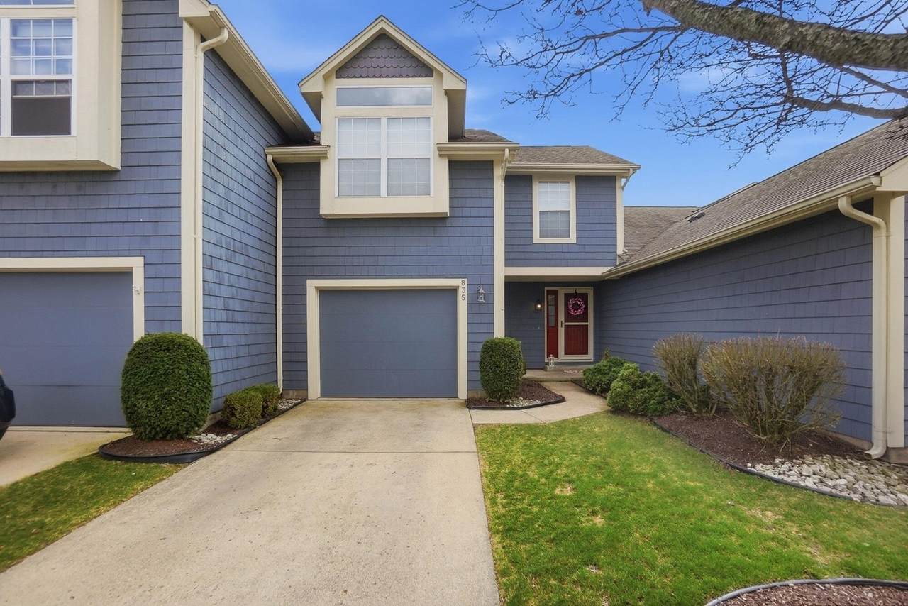 835 Cobblestone Drive - Photo 1