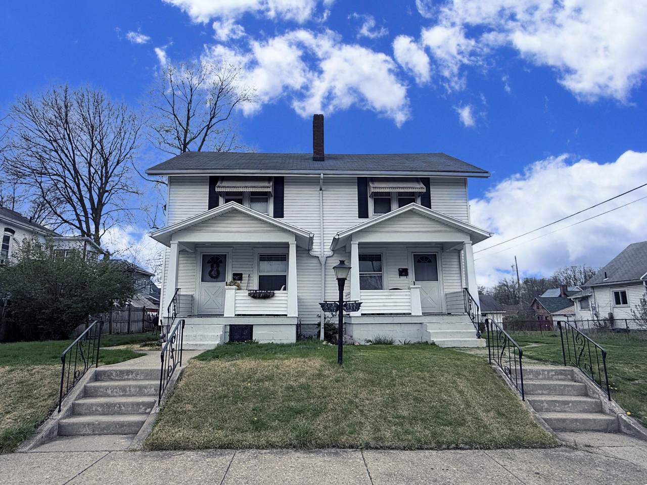 263 Isabella Street - Photo 1