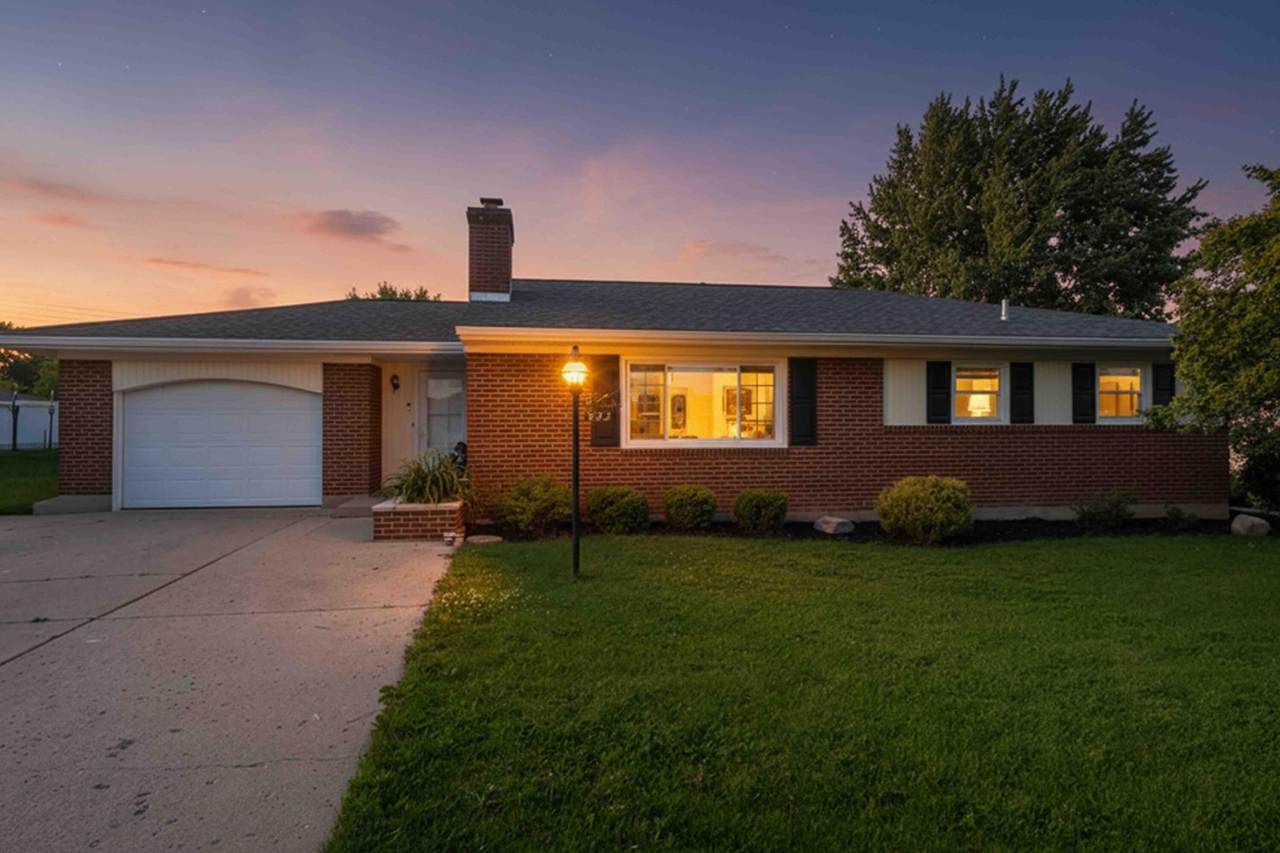 822 Barbara Lane - Photo 1