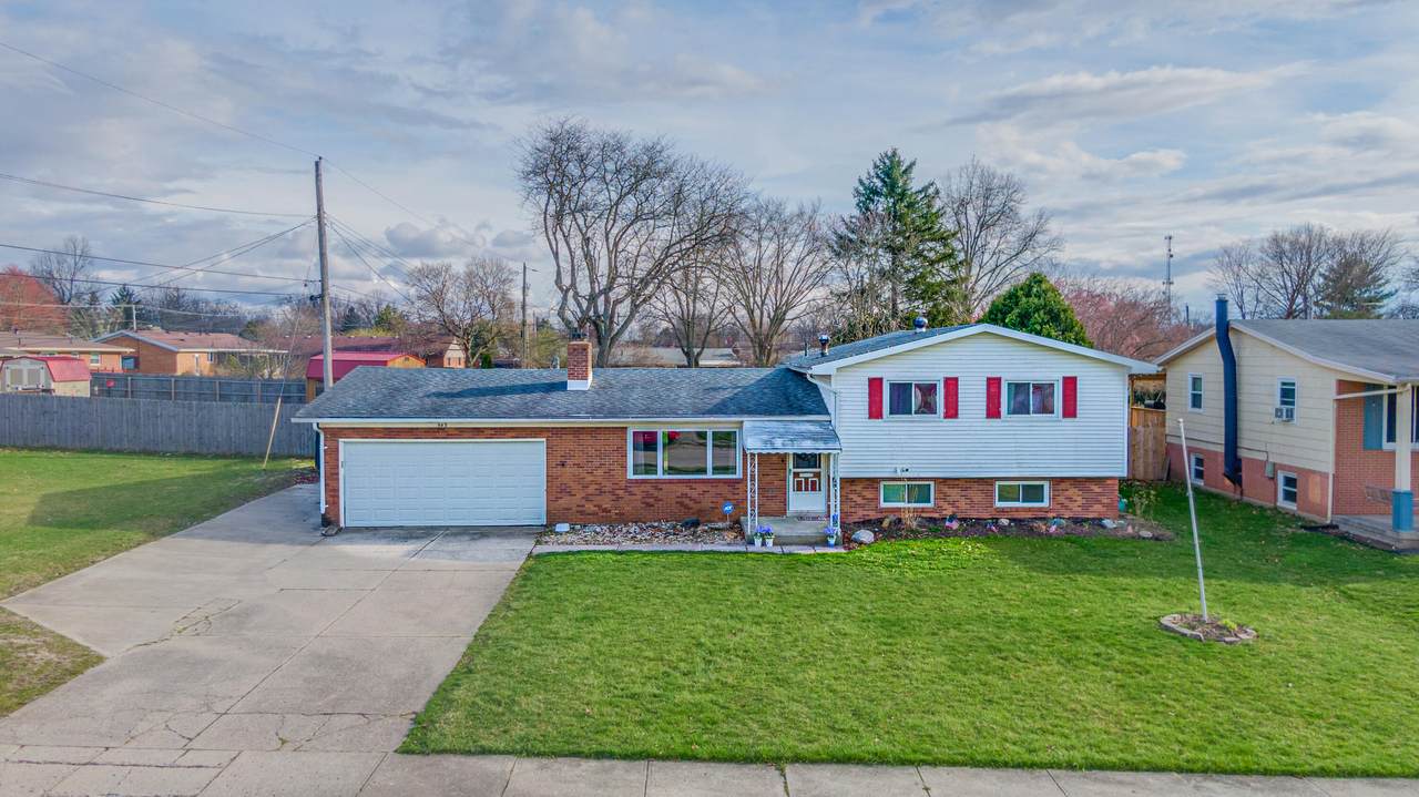 543 Zeller Drive - Photo 1