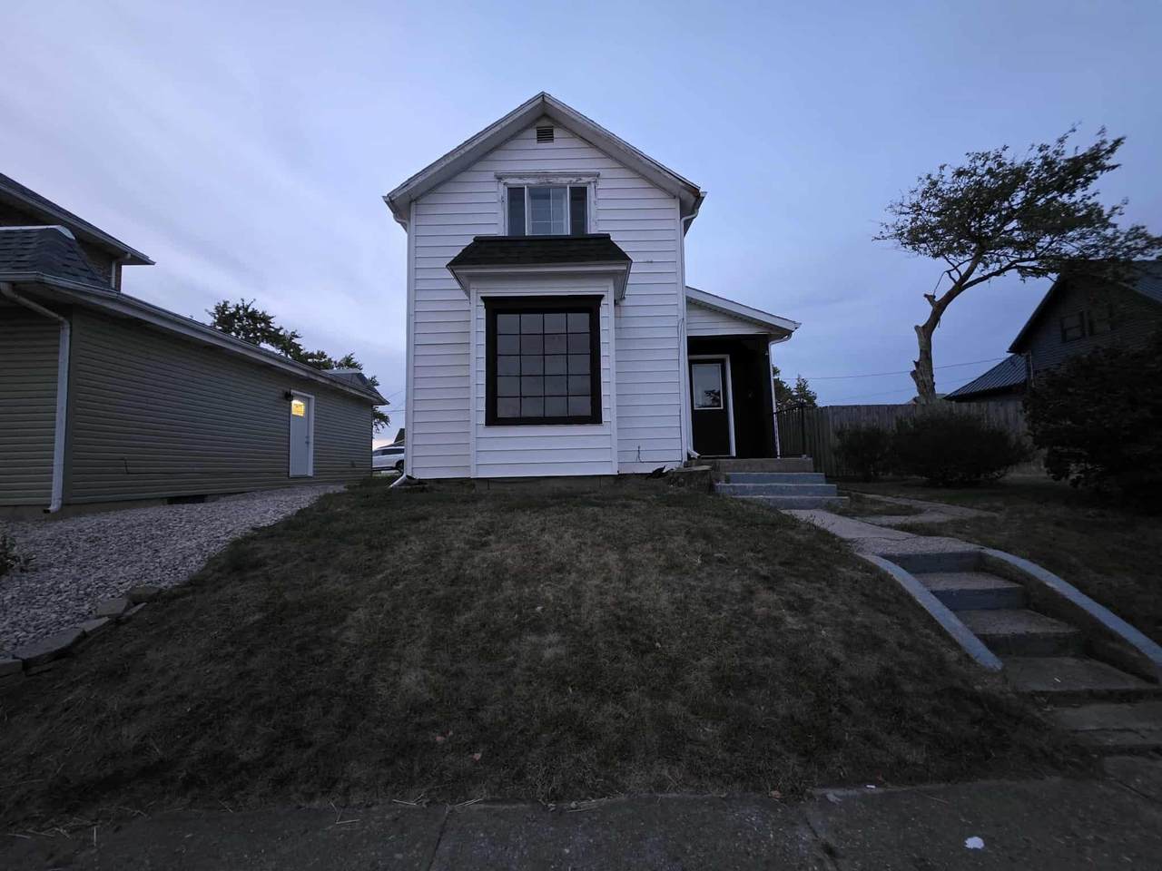 712 Columbia Street - Photo 1