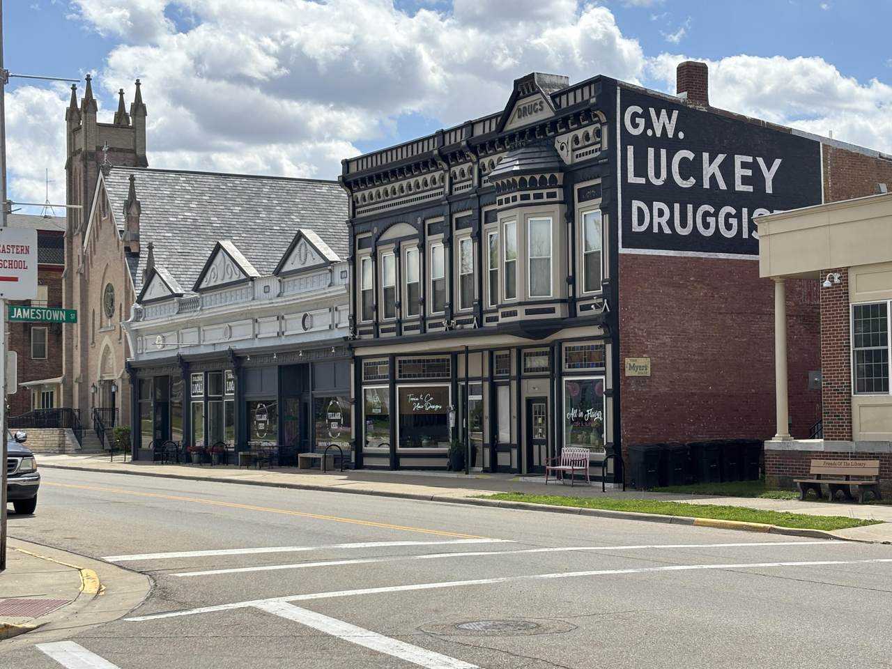 15 Chillicothe Street - Photo 1