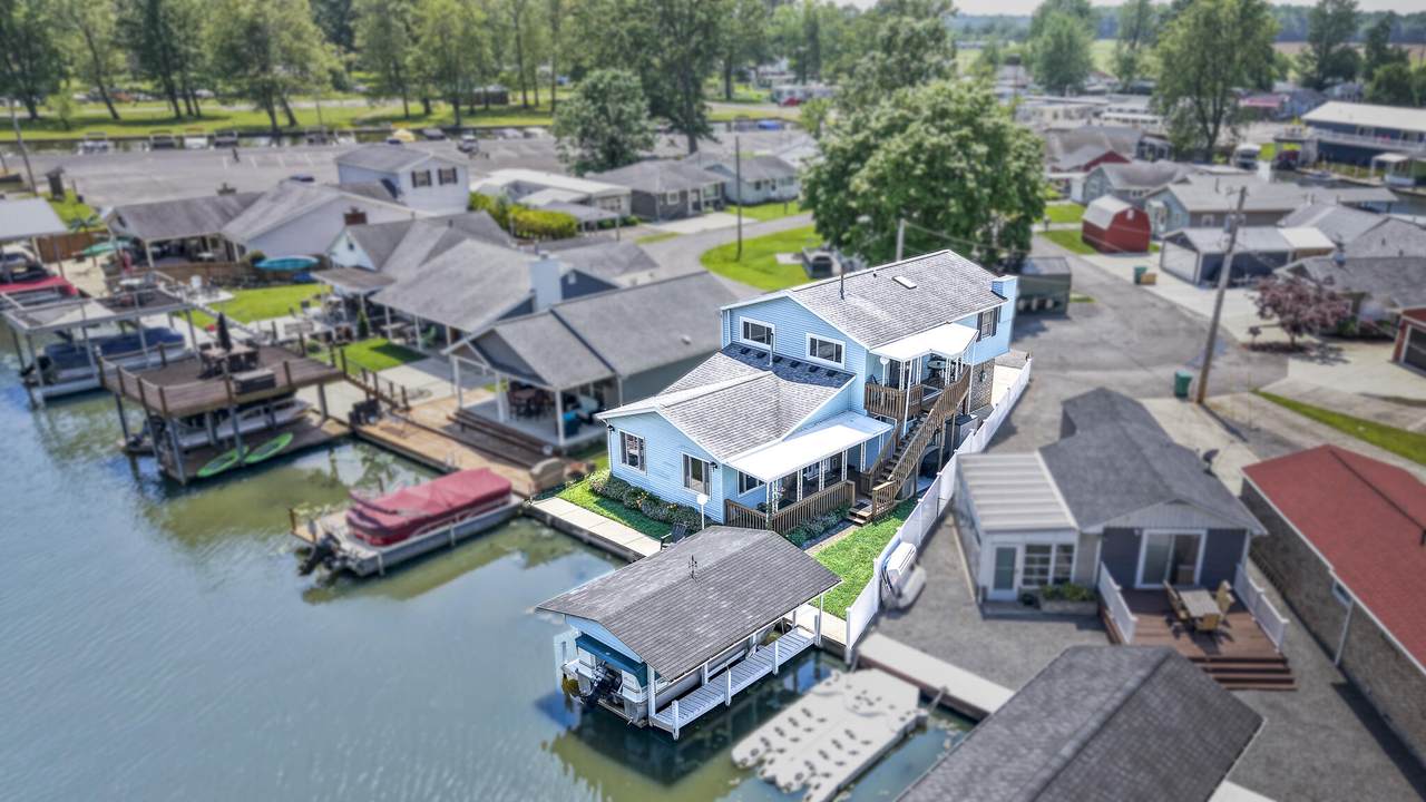 11531 Circle Drive - Photo 1