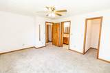 140 Dwyer Avenue - Photo 18