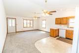 140 Dwyer Avenue - Photo 9
