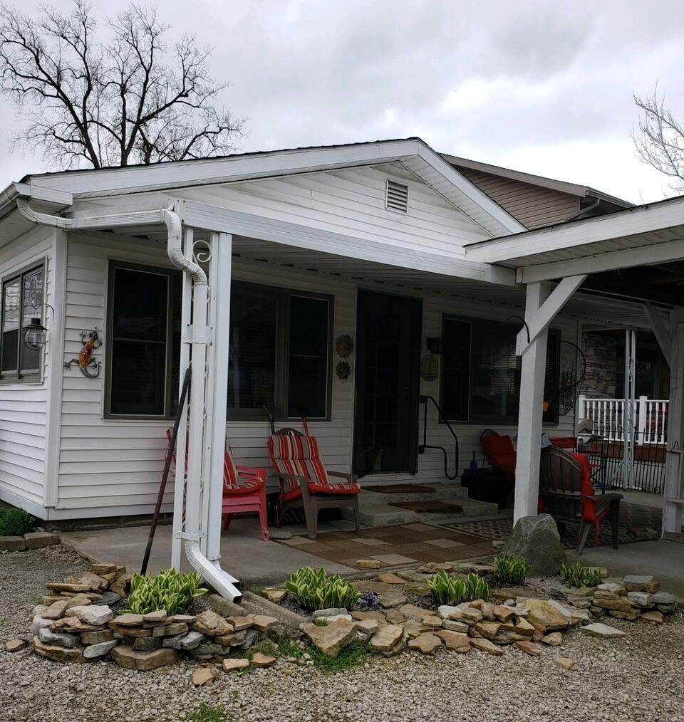 11093 East Dr. - Photo 1