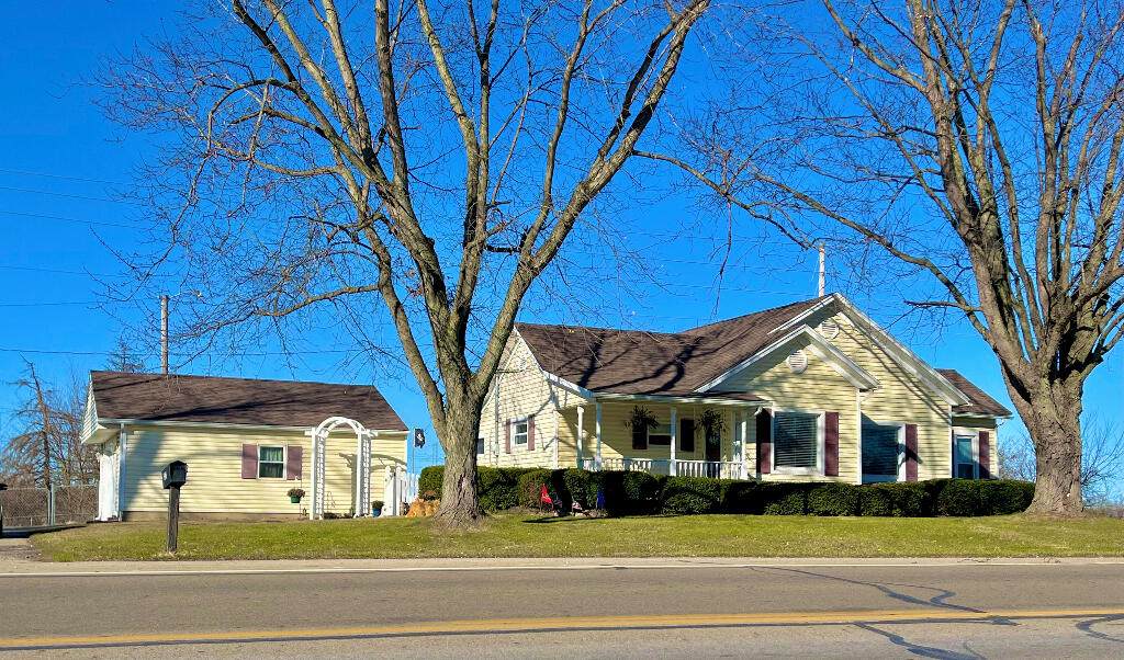 231 Dayton Lakeview Road - Photo 1