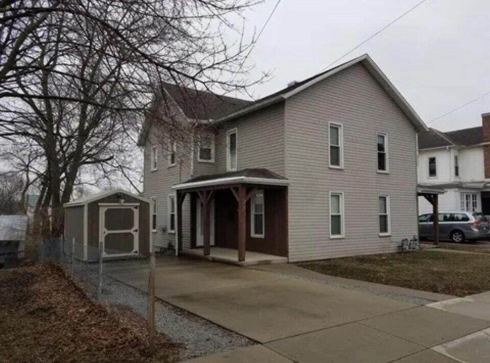 221 Harrison Street - Photo 1